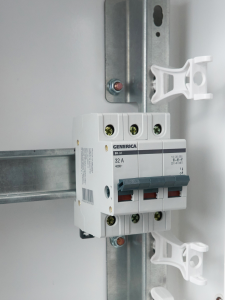 aHR0cHM6Ly9jZG4tMDEuaWVrLnJ1L21lZGlhL29yaWdpbmFsLzM3ZjRjMzY0Yjk5YWM2OWVkOTcwMDIzNTNlMWNmNmRiMThkNzI0ZjIwMjU2NDAwYTc1YjNmYTU5NGY0YTNkZmYuanBn